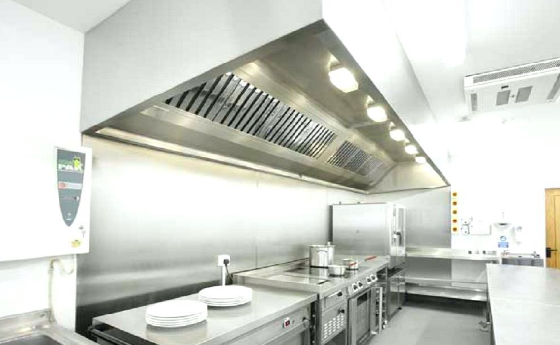 Commercial kitchen hoods
